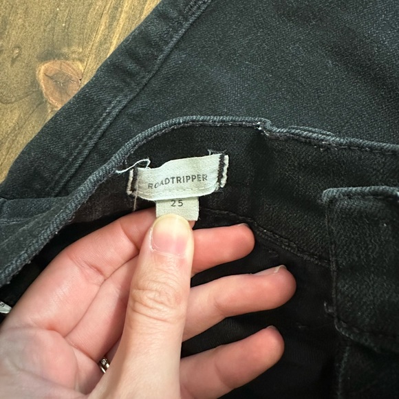 Madewell Roadtripper Jean in Black - Picture 3 of 3